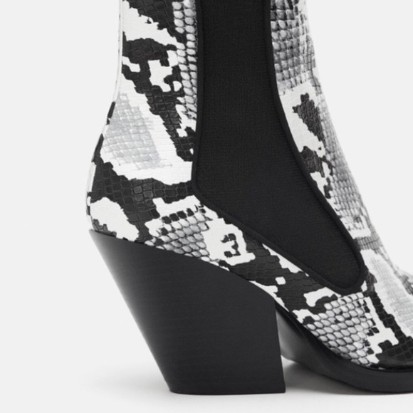 ✨ZARA✨Snake Print Pointed Boots - Picture 5 of 11